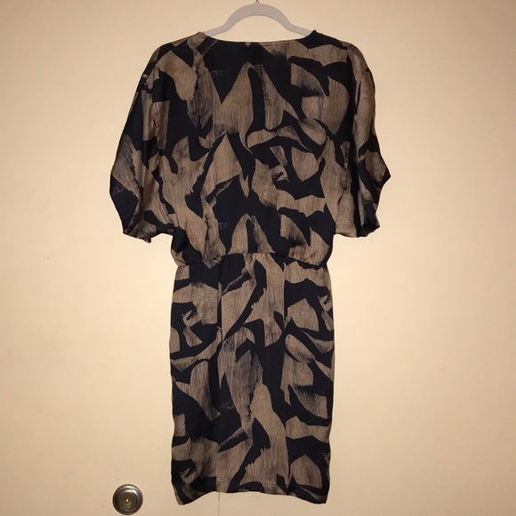 Unique Robe-Style Dress/Tunic - Picture 4 of 8